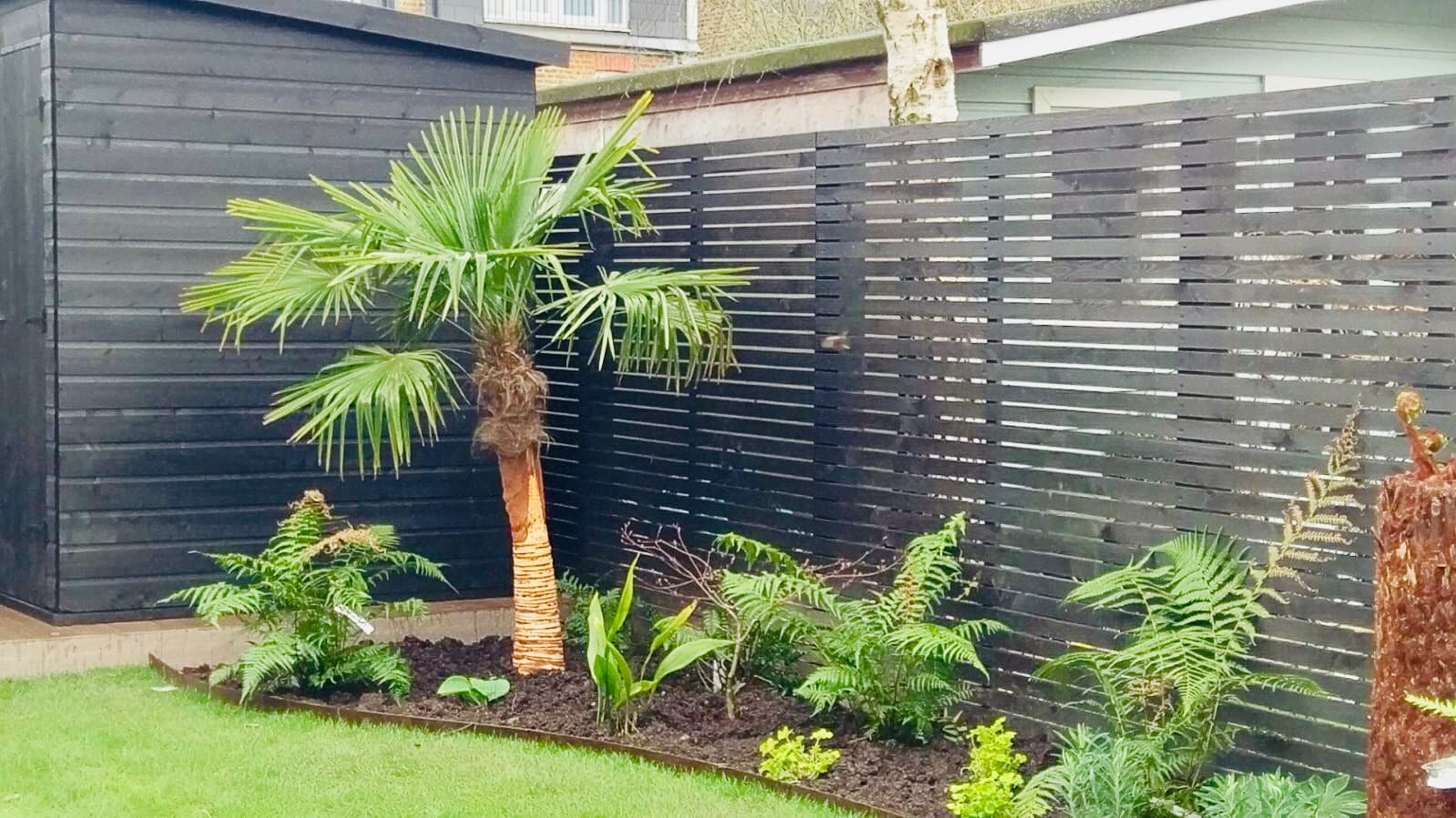 Contemporary Garden Boundary Wall