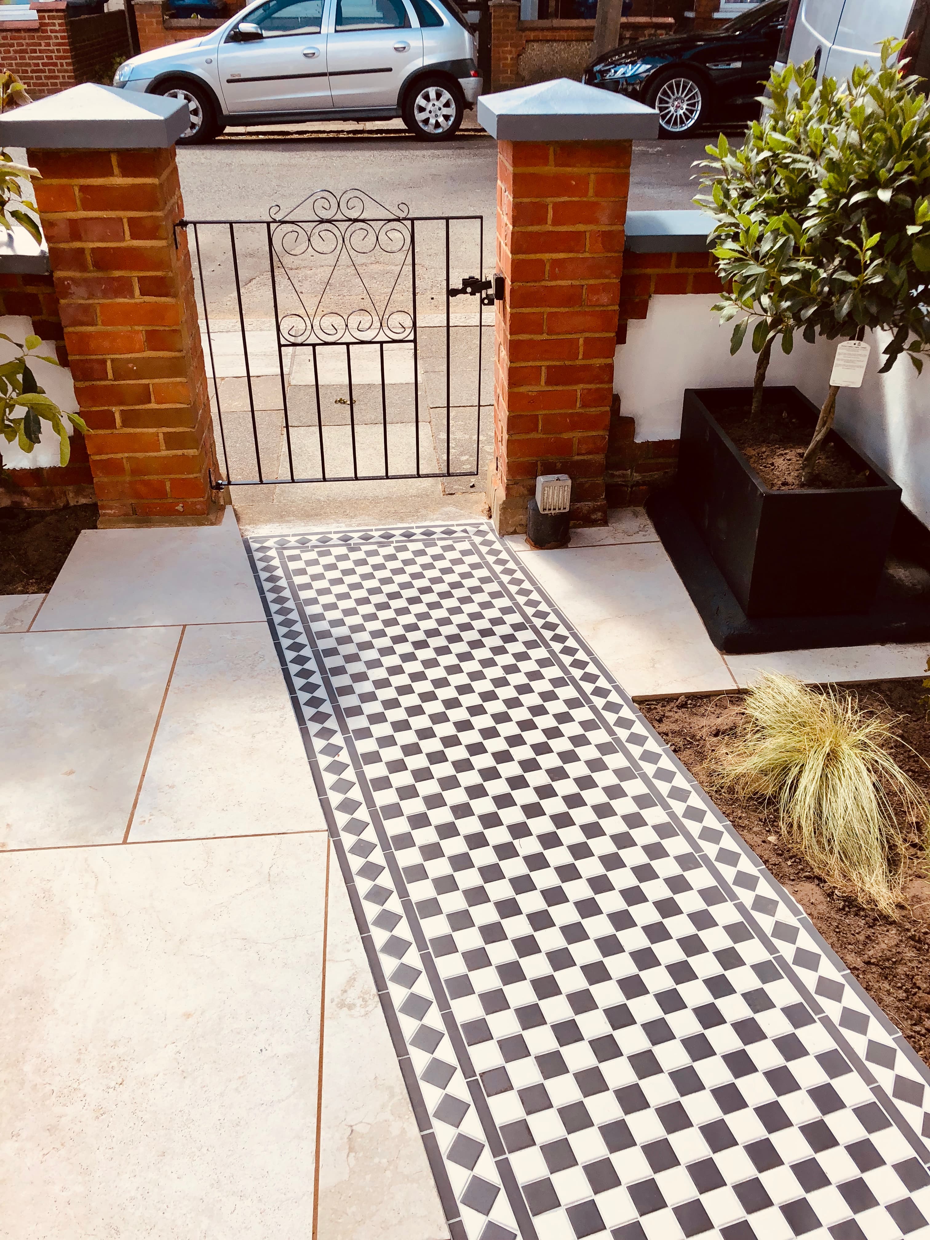 Bespoke Garden Feature Construction